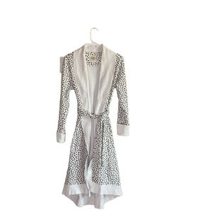 UGG Karoline Fleece Robe In White Micro Leopard